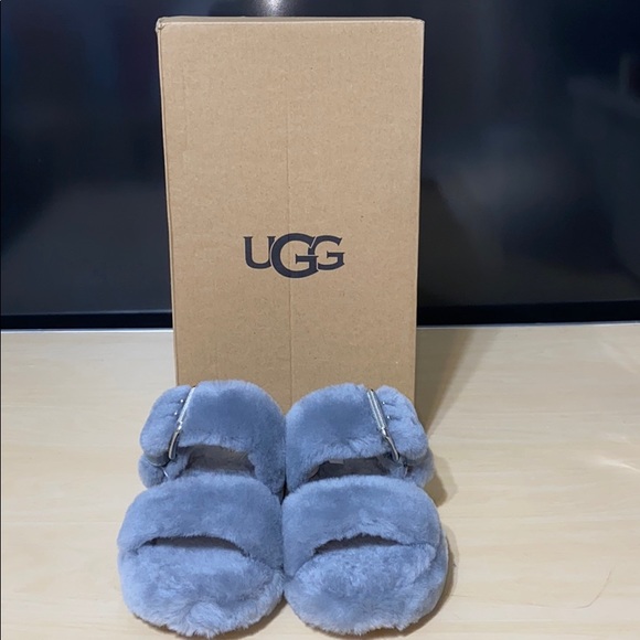 UGG Shoes - Last Pair!!!! Women’s Ugg Fuzz Yeah Size 6 NWT